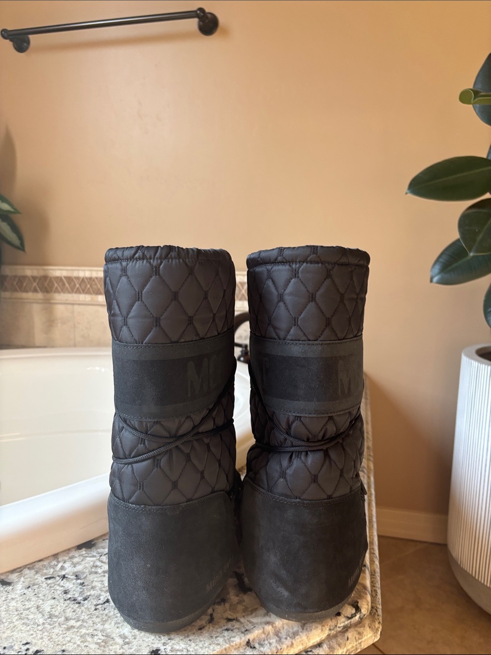 Moon boot - Picture 3 of 3